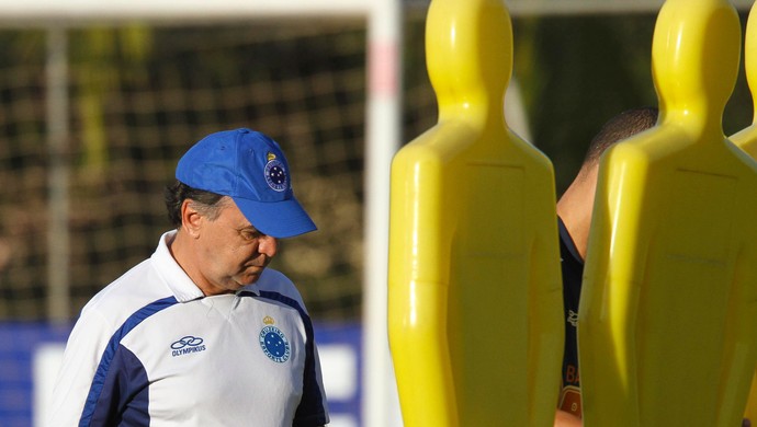 Marcelo não confirma volta de Egídio e leva outra dúvida para o Morumbi