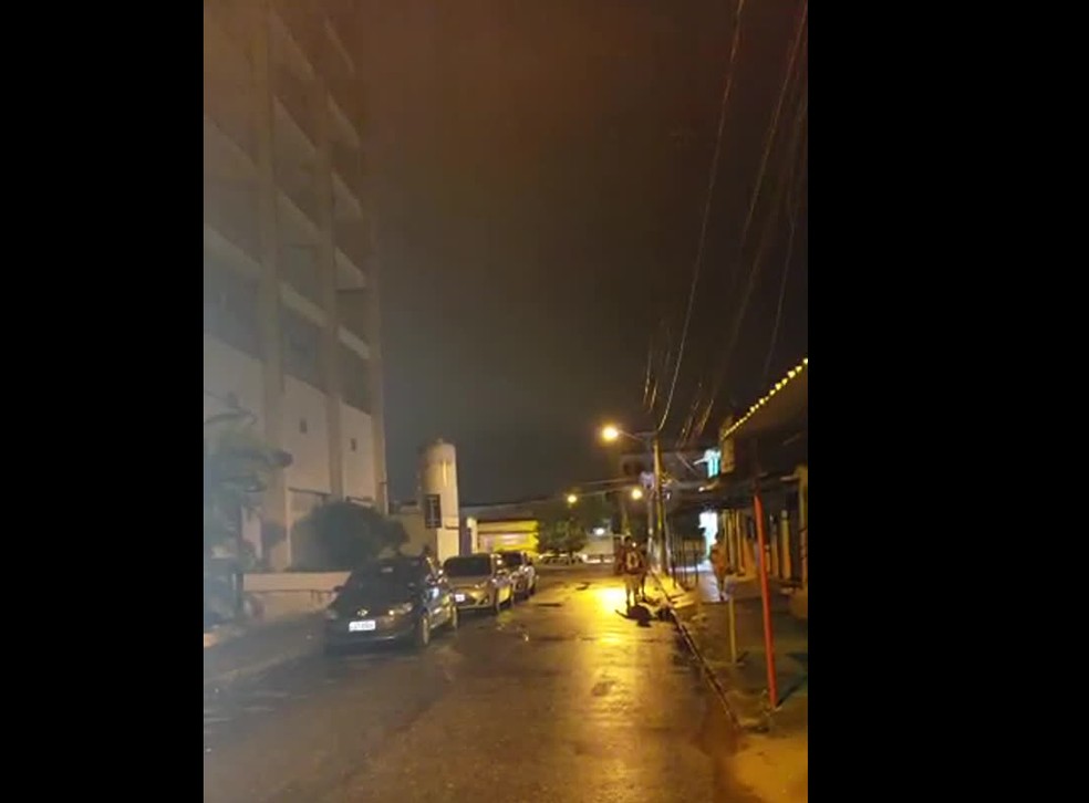 Hospital Albert Schweitzer, na Barra da Tijuca, ficou sem luz — Foto: Reprodução/Redes Sociais