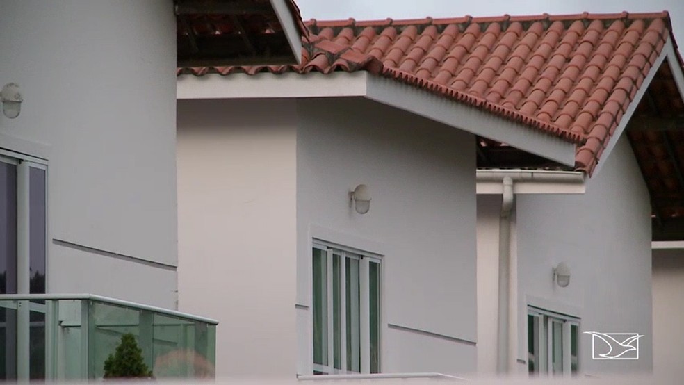Casa onde Eriverton Nunes teria se encontrado com o ex-vice prefeito da cidade de São Mateus (Foto: Reprodução/TV Mirante)