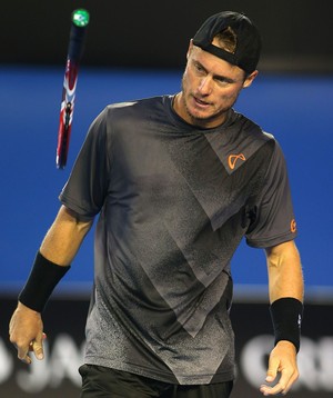 Lleyton Hewitt joga raquete de tênis em derrota para Becker (Foto: Getty Images)