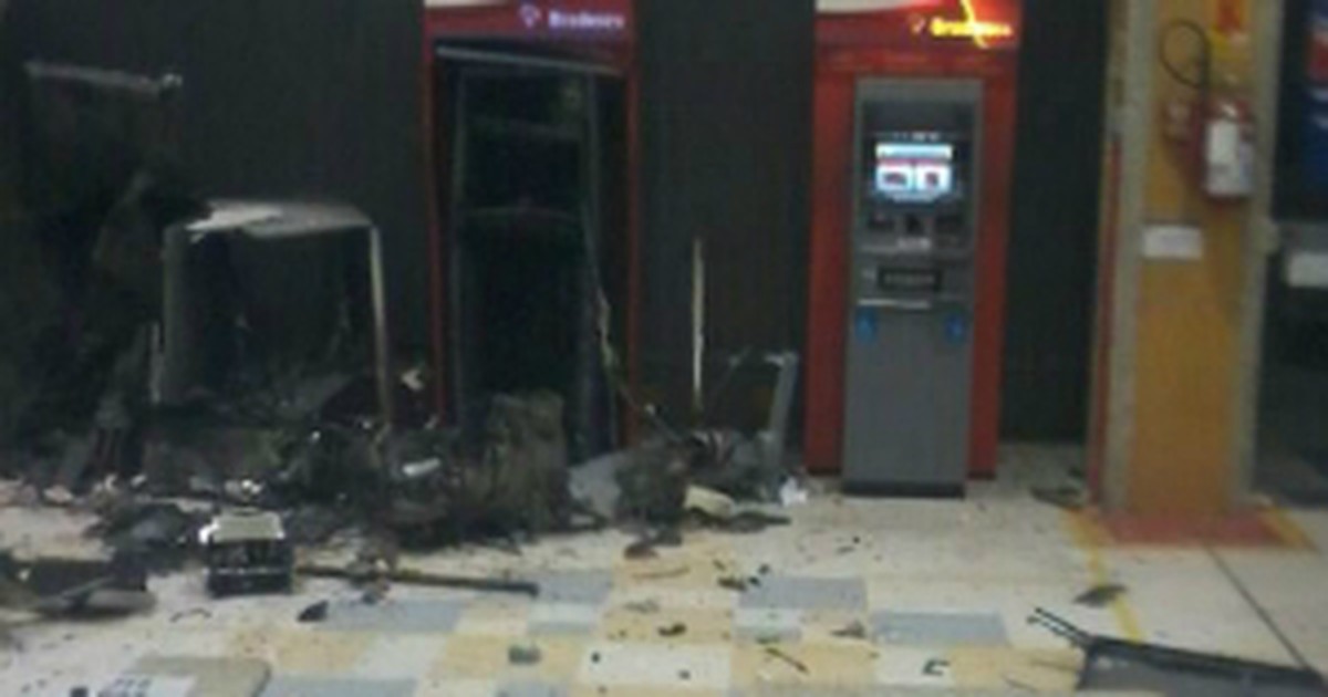 G1 Três Suspeitos De Explodir Caixas Eletrônicos Morrem Em Confronto G1 Três Suspeitos De Explodir Caixas Eletrônicos Morrem Em Confronto