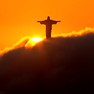 Foto: (Nascer do sol no Cristo Redentor nesta quinta  / Reprodução/Globocop)