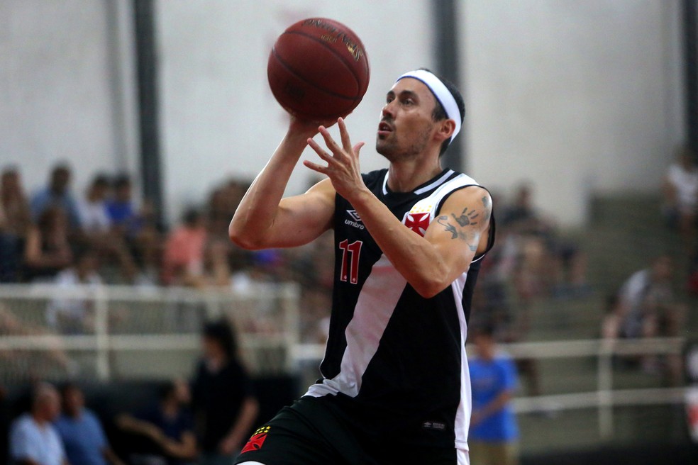 Fúlvio diz que Vasco ainda tem chance de apagar a má impressão da temporada (Foto: Paulo Fernandes/Vasco.com.br)