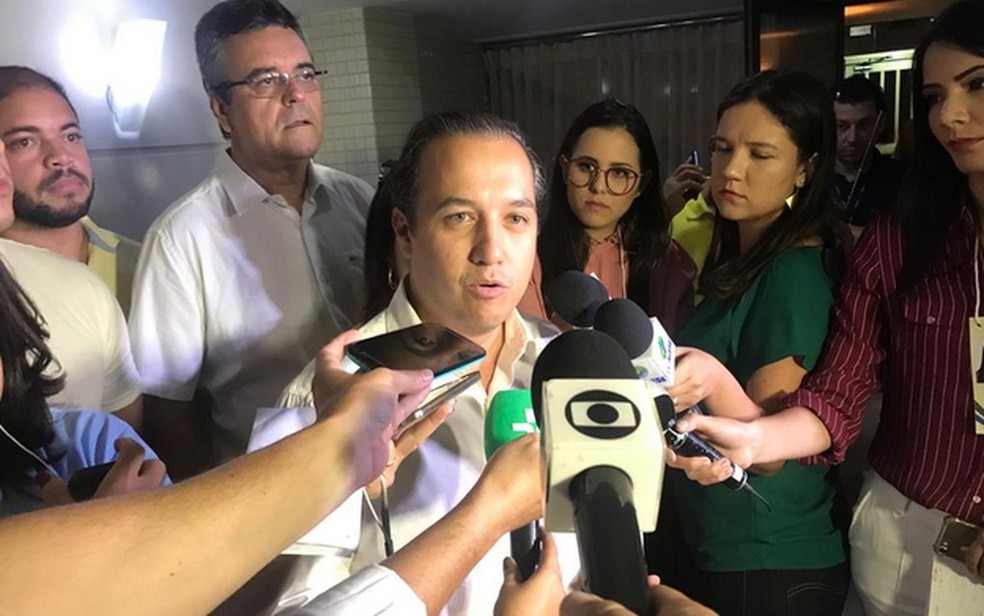 Valadares Fiilho fala após resultado de eleição — Foto: Cleverton Macedo/TV Sergipe