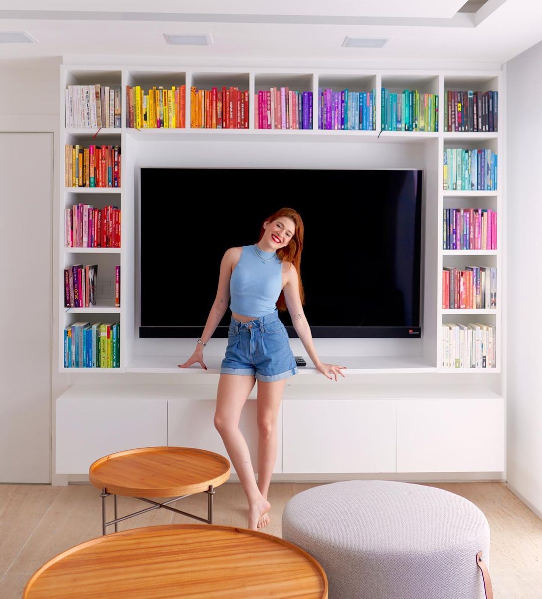 Ana Clara mostra sua estante de livros (Foto: Reprodução Instagram)