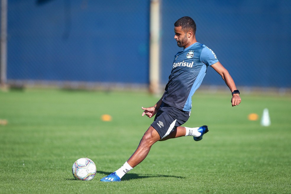 Poucos Gols Mas Decisivos Alisson Lembra Recado De Renato Para Marcar Passagem Pelo Gremio Gremio Ge