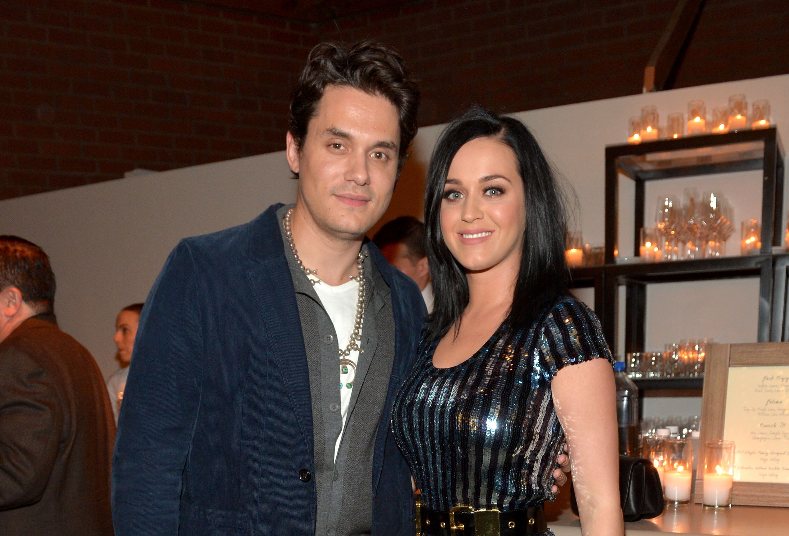 CULVER CITY, CA - JANUARY 28:  Musician John Mayer and singer Katy Perry attend Hollywood Stands Up To Cancer Event with contributors American Cancer Society and Bristol Myers Squibb hosted by Jim Toth and Reese Witherspoon and the Entertainment Industry  (Foto: Getty Images for Entertainment I)