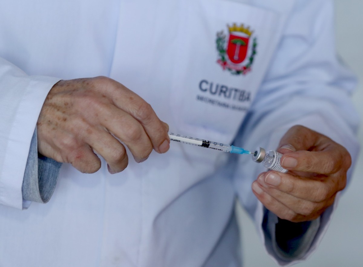 COVID: Side convoca a 10.000 personas más para vacunación en Curitiba a partir del lunes (16) |  Paraná