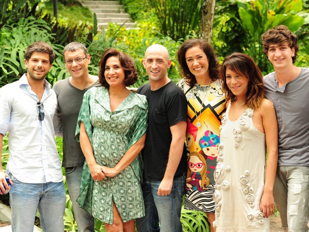 Elenco do seriado Divã reunido em 2011 (Foto: Acervo TV Globo)