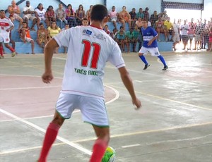 Quatis x Três Rios pela Copa Rio Sul de Futsal 2015 (Foto: Reprodução/TV Rio Sul)