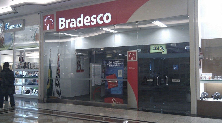 Fachada de agência do banco Bradesco (Foto: Flickr)