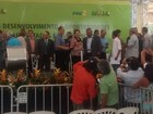 Dilma entrega 92 máquinas agrícolas a prefeitos do norte e leste de MG