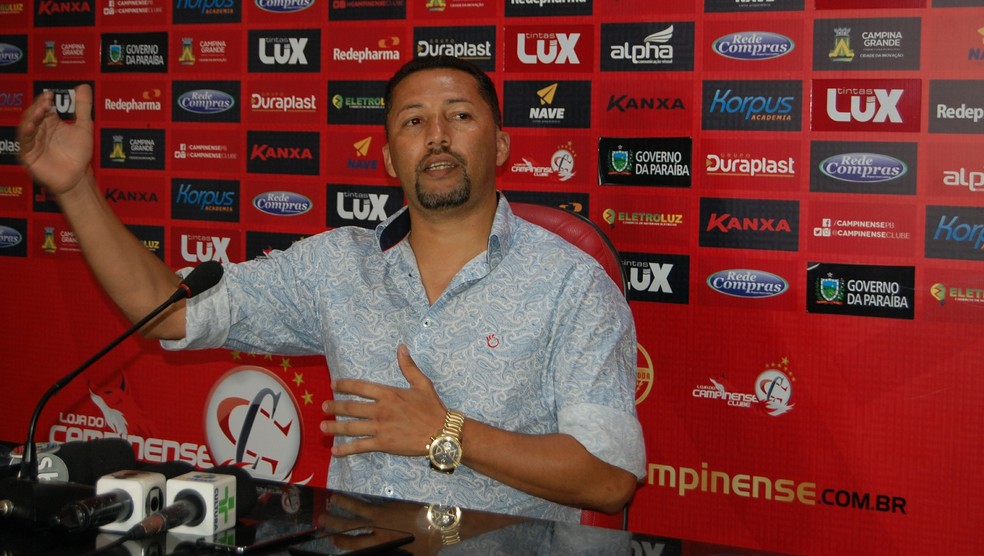 Gerente de futebol do Campinense, Marquinhos Marabá admite cautela na montagem do elenco (Foto: Iago Bruno / GloboEsporte.com/pb)