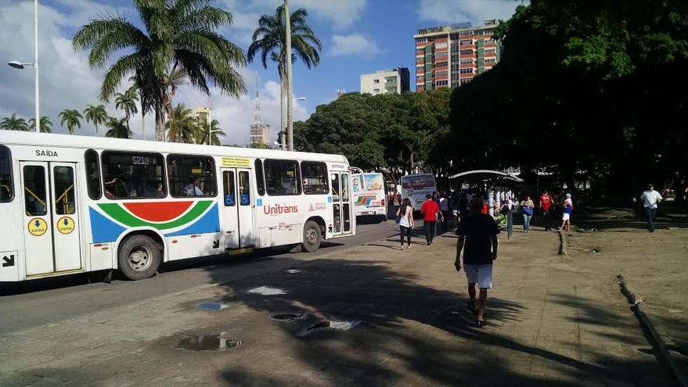Ônibus em João Pessoa.  — Foto: Wagner Lima/G1