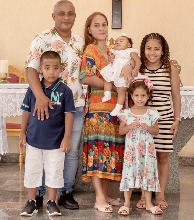  Karla Salvador vive em Castelo, no Espírito Santo, com a família (Foto: Arquivo Pessoal)