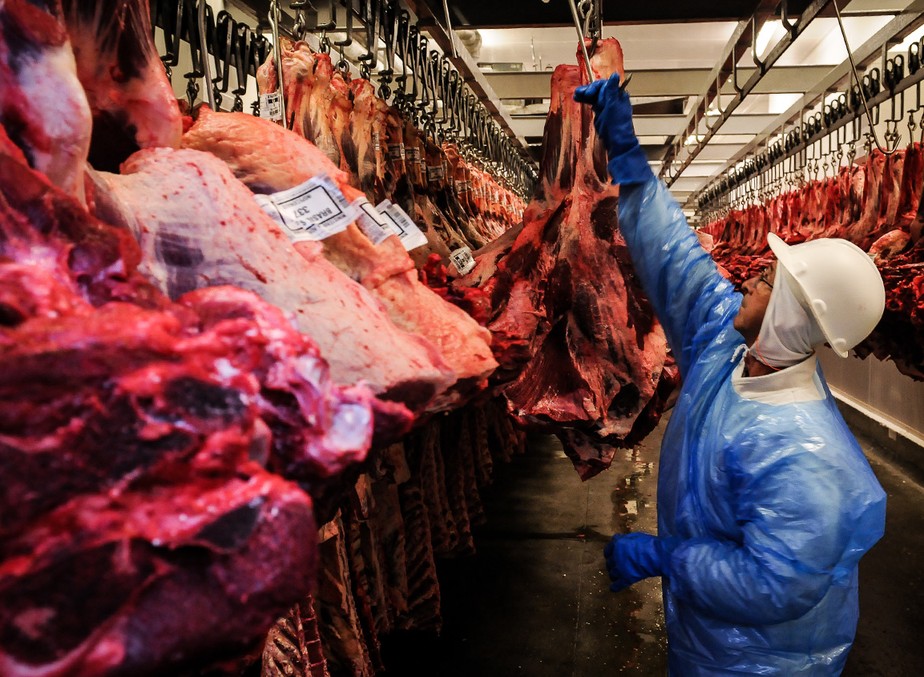Ministério da Agricultura anunciou a suspensão dos embarques de carne bovina ao mercado chinês no dia 22 de fevereiro