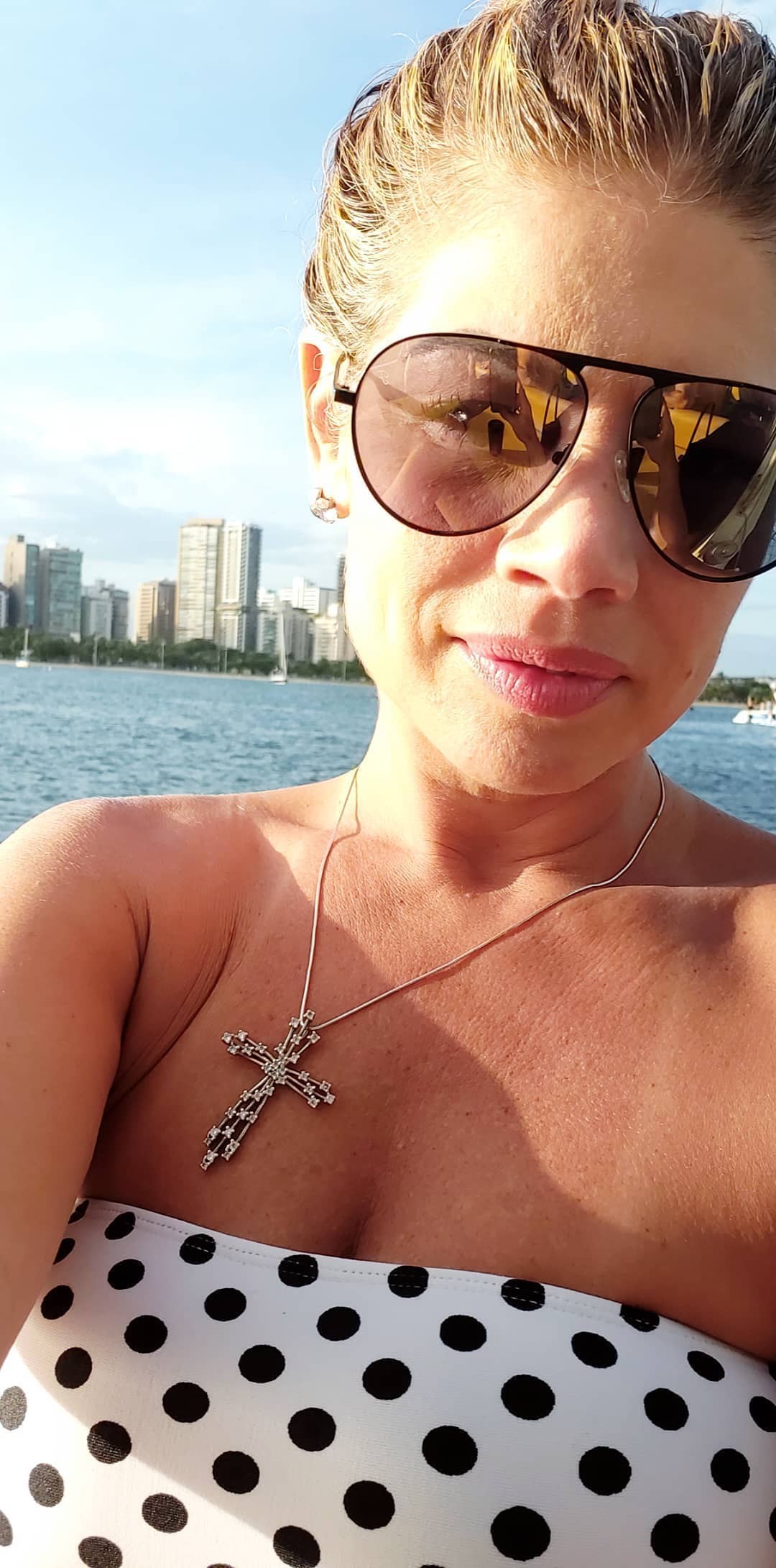 Catia Paganote em barco em postagem durante quarentena (Foto: Reprodução Instagram)