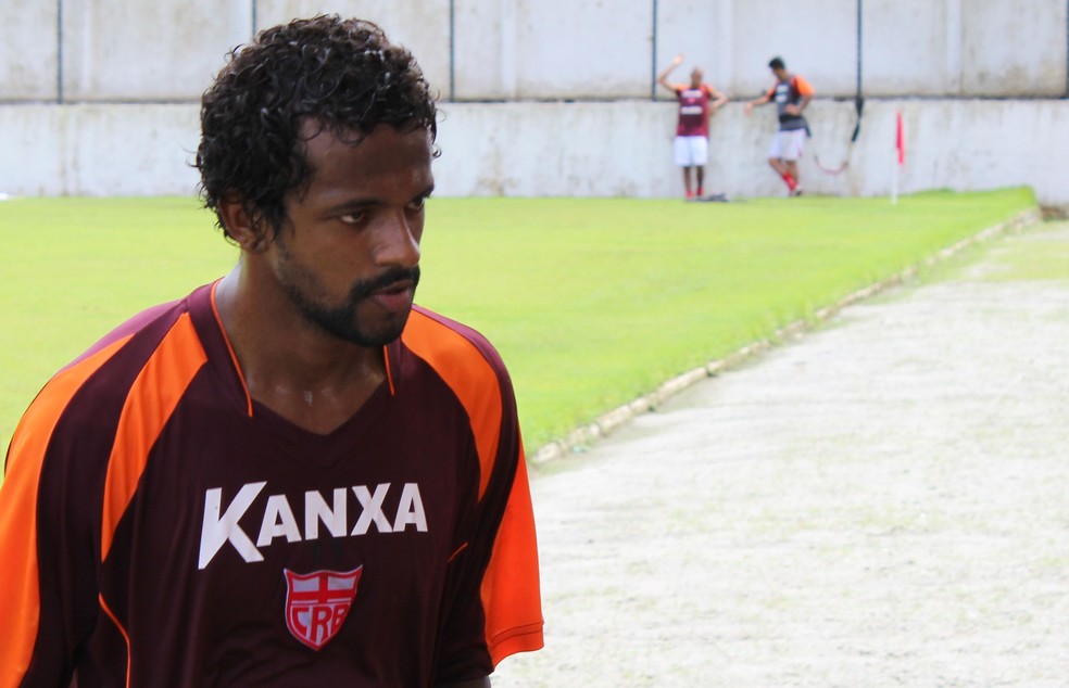 Diego Rosa fez uma bela exibição pelo CRB em 2014 — Foto: GloboEsporte.com