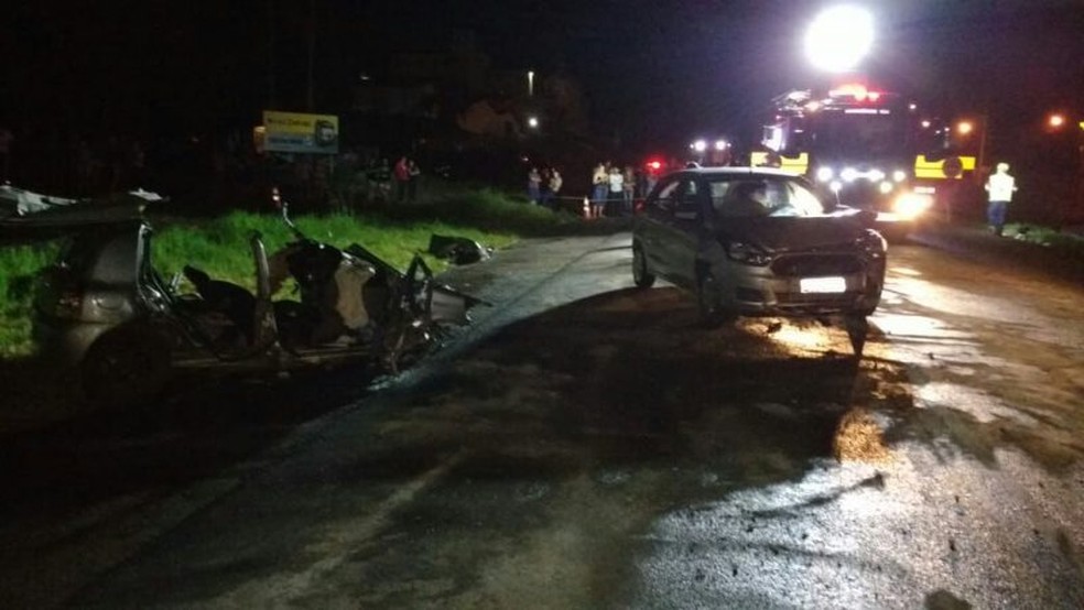 Mãe e filho de 8 meses morrem em acidente em Pinhalzinho na noite de sábado (30) — Foto: Chapecó.Org/Divulgação