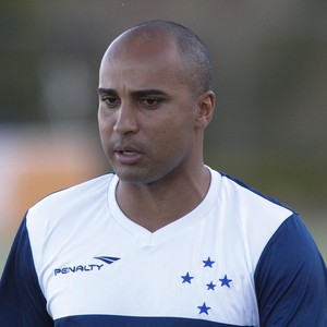 Ao ataque: Deivid tem a missão de melhorar números do setor ofensivo