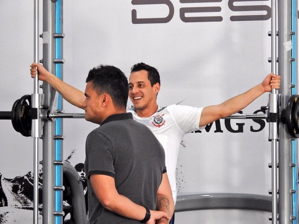 Quarteto do Corinthians não treina, mas deve enfrentar o Fla; dúvida é no meio