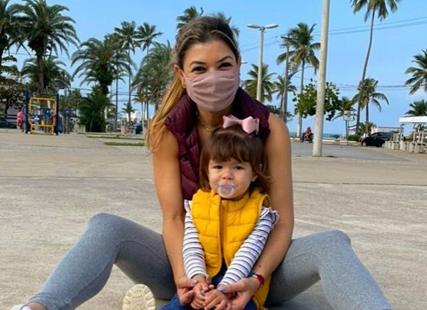 Amanda Françozo e Vitória (Foto: Reprodução/Instagram)