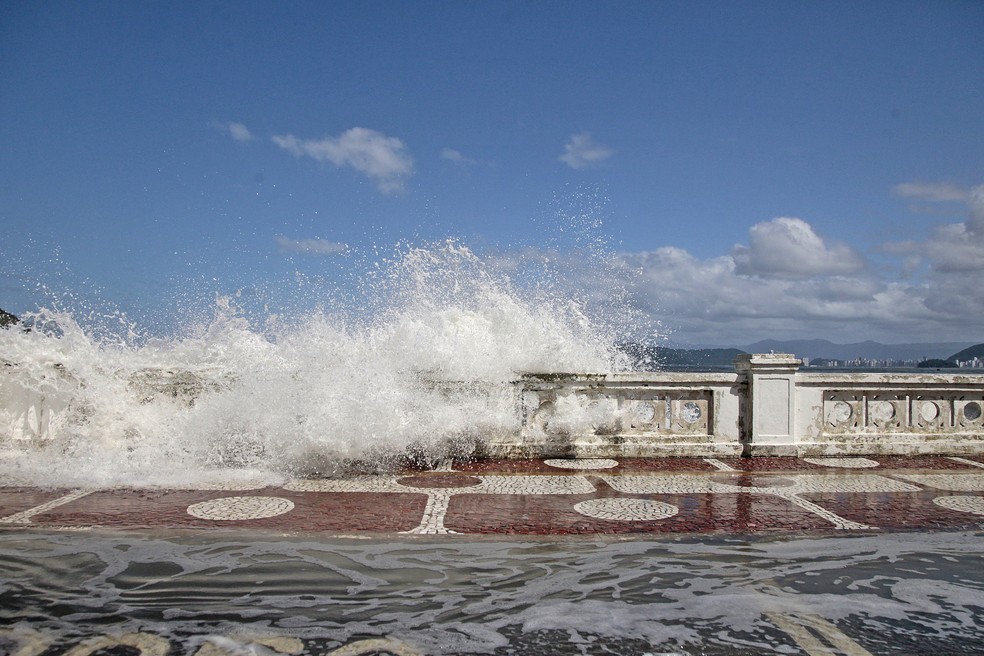 Baixada Santista tem previsão de ressaca nos próximos dias — Foto: Anderson Bianchi/ Prefeitura de Santos