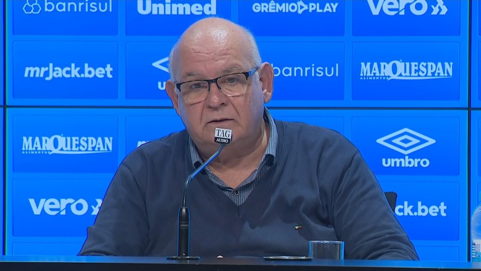 Romildo justifica demissão de Roger e afirma que o ambiente estava insustentável