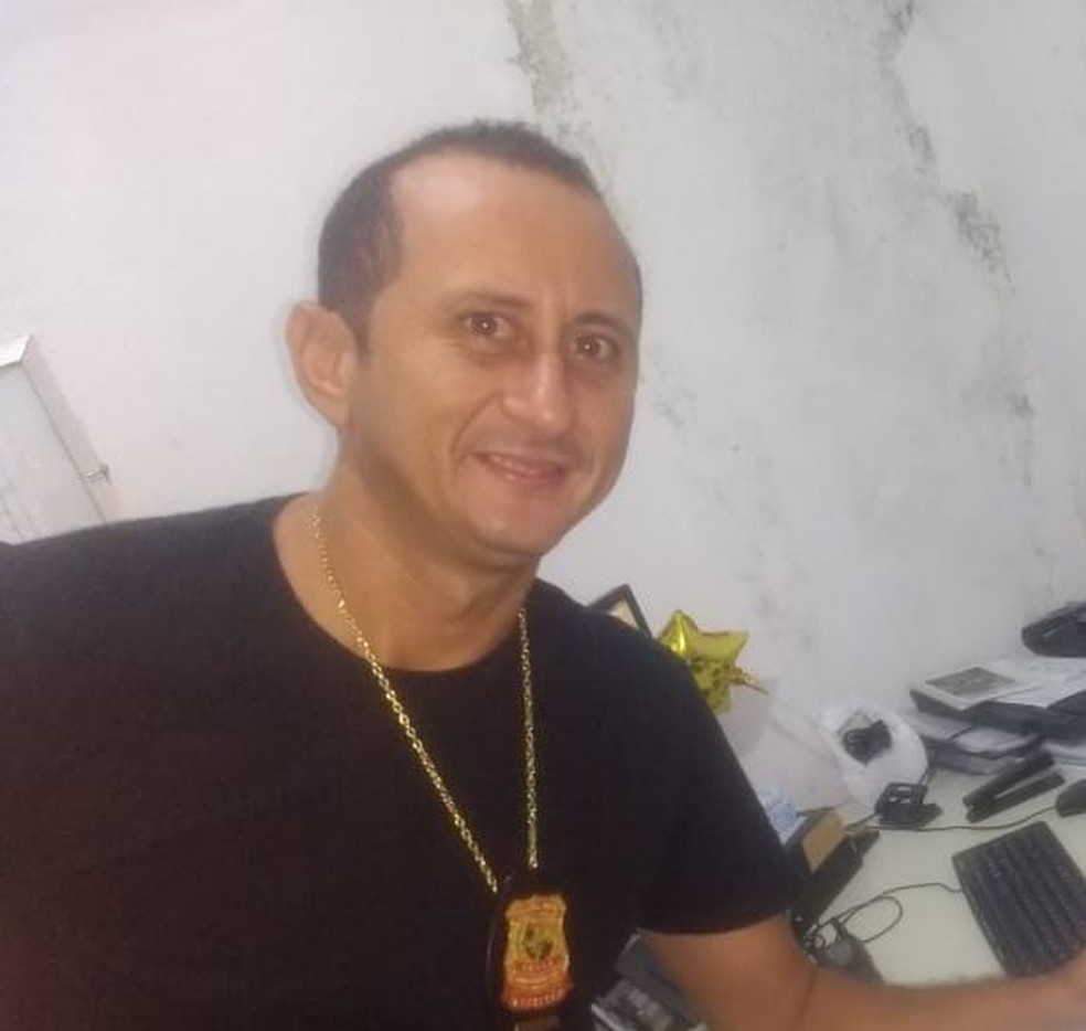  Edson Silva Macedo, de 41 anos, era escrivão da Polícia Civil do Ceará (PCCE)e foi morto por criminosos — Foto: Reprodução