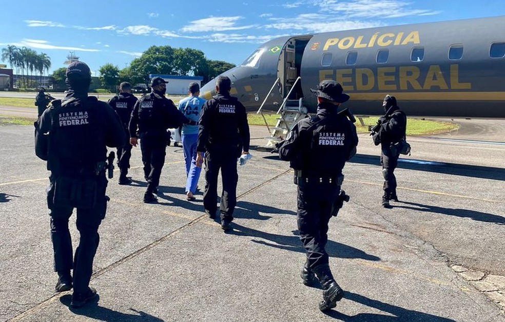 Em imagem de arquivo, Marco Willians Herbas Camacho, o Marcola, é transferido da Penitenciária Federal de Brasília — Foto: Depen/ Reprodução