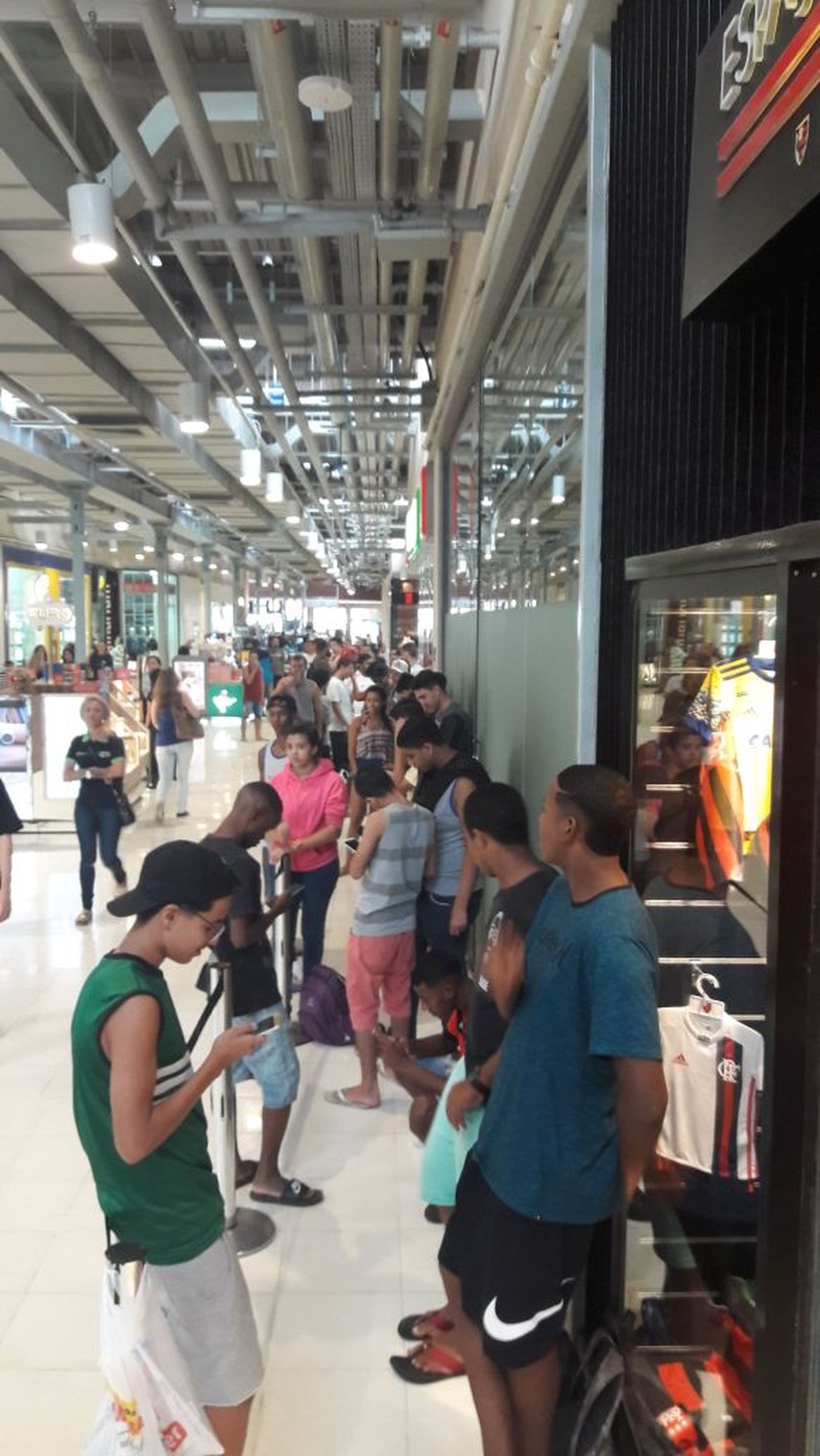 Fila por ingressos (Foto: Divulgação)