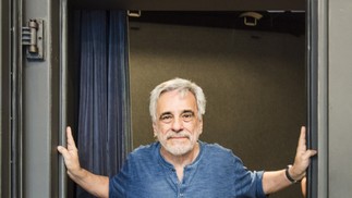 Além de ator e diretor, Aderbal foi apresentador, de 2012 a 2016, do programa “Arte do Artista”, na TV Brasil — Foto: Leo Martins