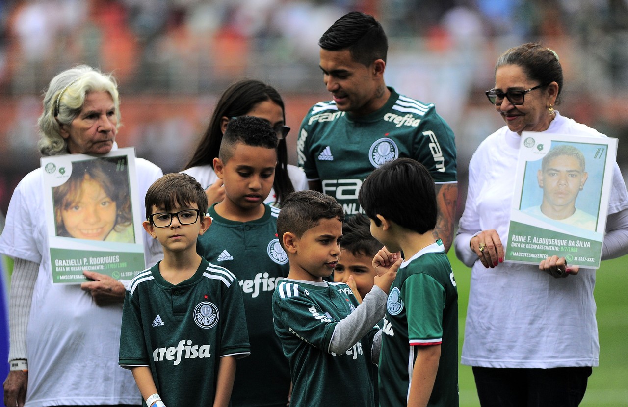 [COMENTE E DÊ SUA NOTA]  Dudu desequilibra, e Deyverson decide diante do Grêmio
