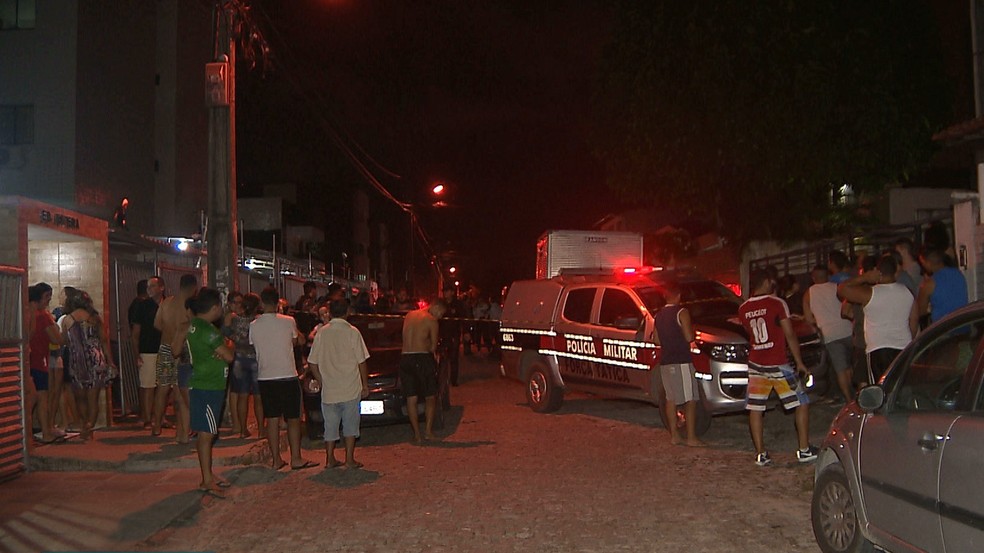 Assalto aconteceu no bairro de Mangabeira IV, em JoÃ£o Pessoa (Foto: ReproduÃ§Ã£o/TV Cabo Branco)