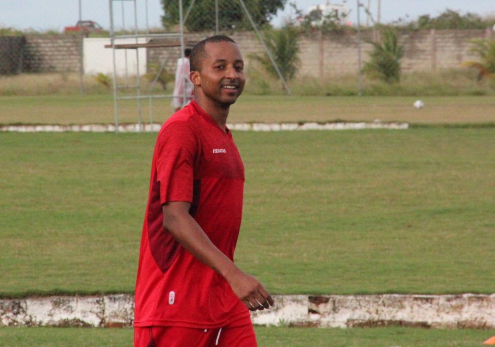 Willians Santana, ex-CRB — Foto: Denison Roma/GloboEsporte.com