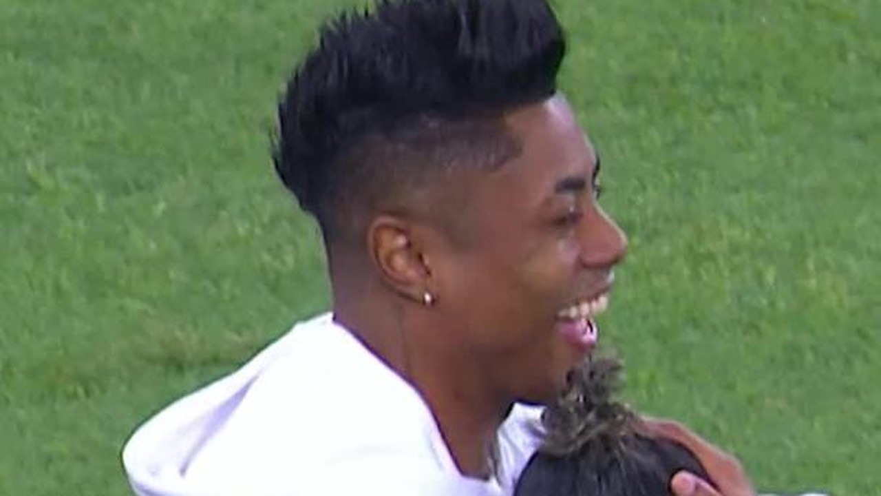 Bruno Henrique vai ao Maracan&atilde; e faz a fus&atilde;o com Gabigol ap&oacute;s classifica&ccedil;&atilde;o