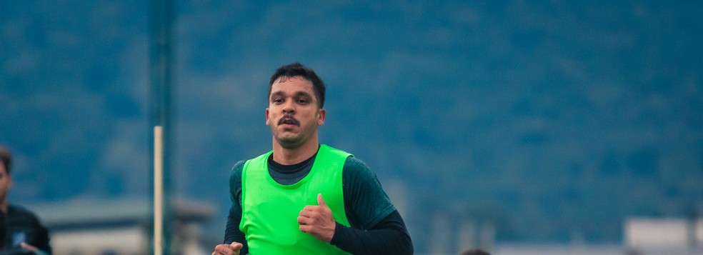 Everton Santos também vai jogar pelo Lemense  — Foto: Patrick Floriani/FFC