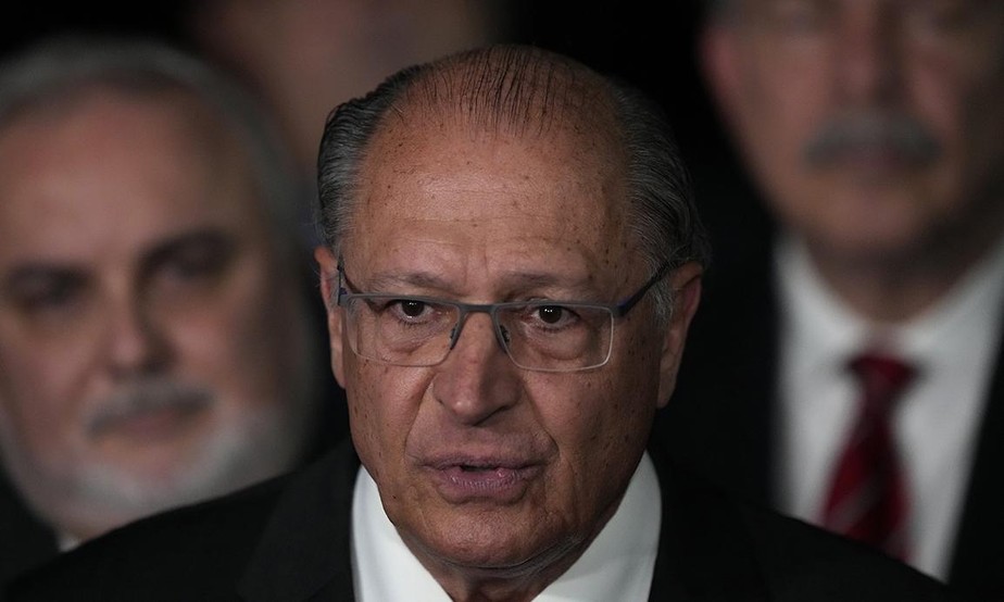 Alckmin é nomeado formalmente para conduzir transição de governo