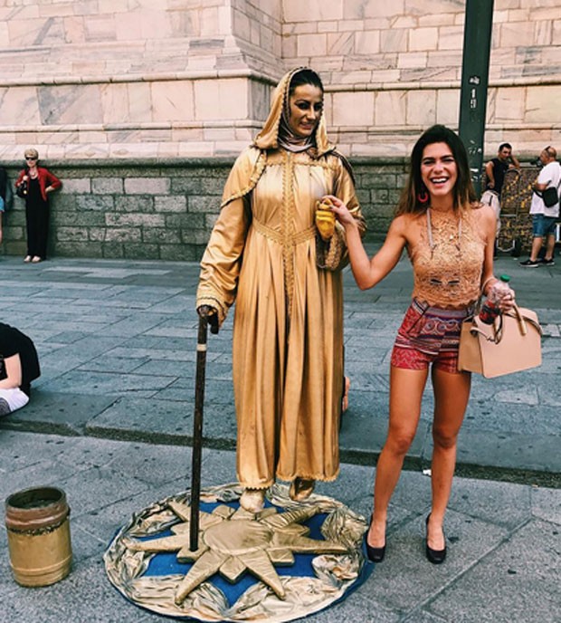 Mariana Goldfarb compartilha álbum de viagem pela Itália (Foto: Reprodução)