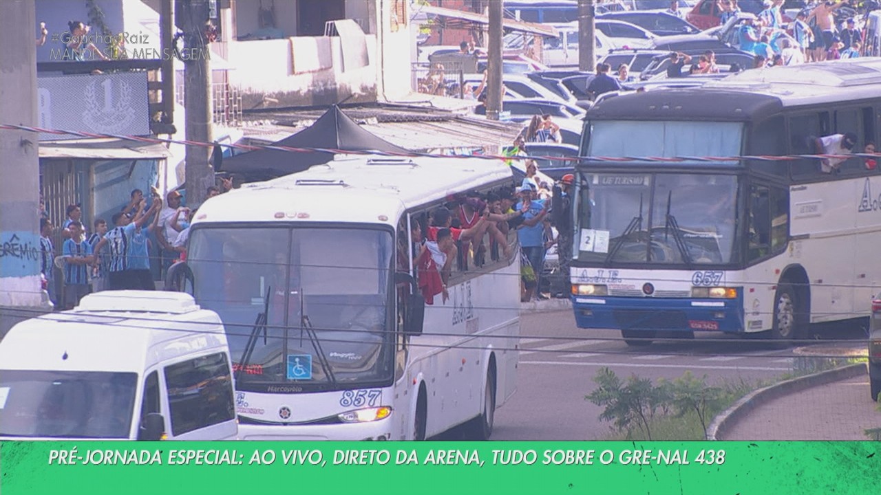Ônibus do Inter chega a Arena