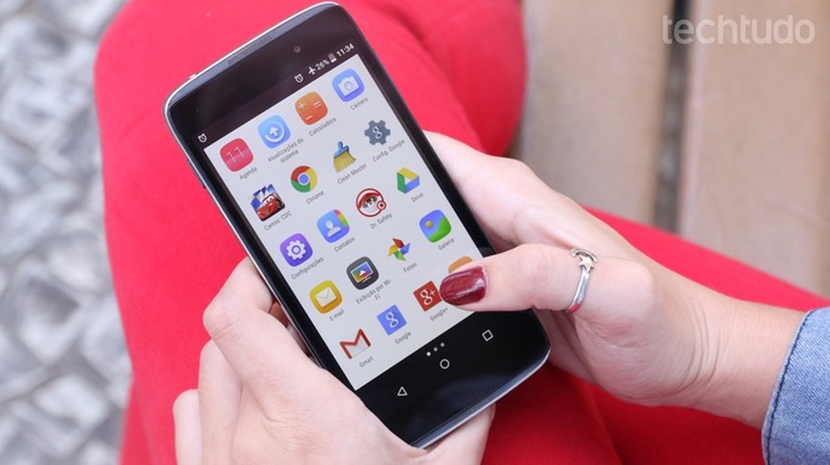Como aumentar a letra do celular Android e iPhone (iOS)