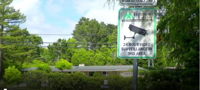 A vizinhança dos EUA onde todo carro que entra é vigiado (Foto: BBC News)