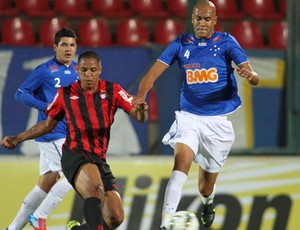 Alex Silva Cruzeiro x Atlético-PR (Foto: Washington Alves / VIPCOMM)
