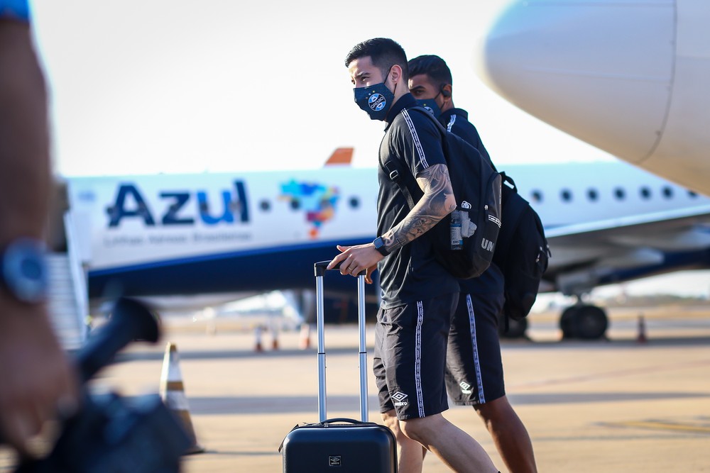 Grêmio gasta  44 milhões em contratações para tentar sair de crise