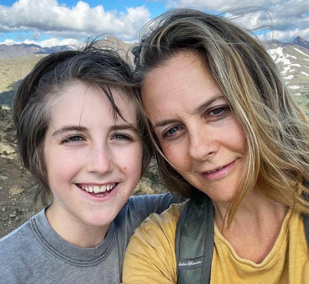 Alicia Silverstone com o filho, Bear  (Foto: Reprodução / Instagram )