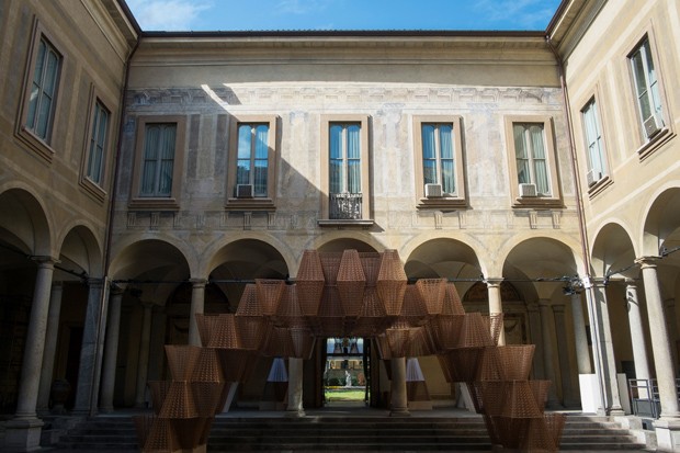Arquiteto francês cria instalação com tijolos bioplásticos em Milão (Foto: Divulgação)