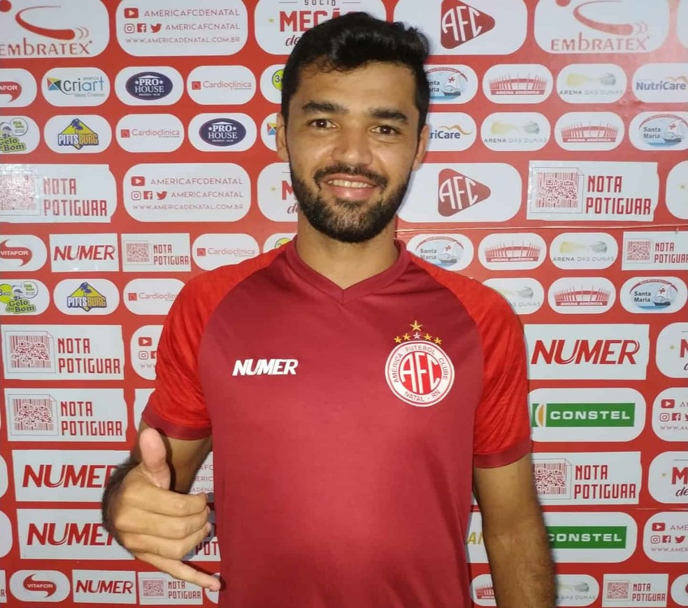 RÃ´mulo retorna ao AmÃ©rica-RN â Foto: CanindÃ© Pereira/AmÃ©rica FC