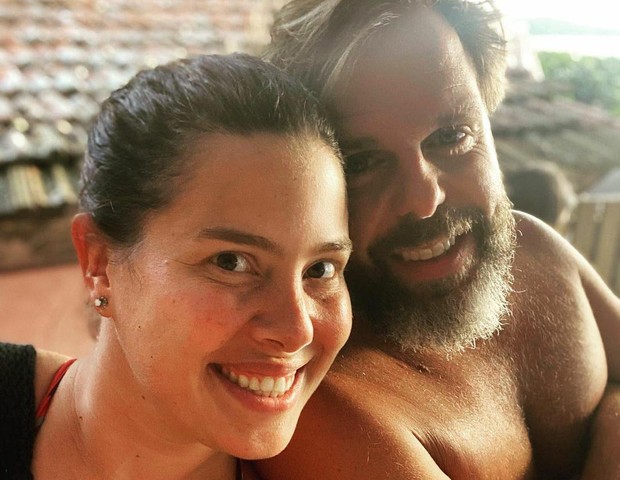 Larissa Queiroz e marido (Foto: Reprodução/Instagram)