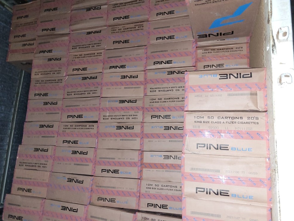Carga de cigarros contrabandeados apreendida no RN — Foto: PF/Divulgação
