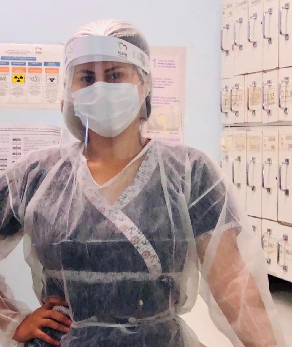 Enfermeira durante plantão em hospital de Manaus — Foto: Arquivo pessoal 